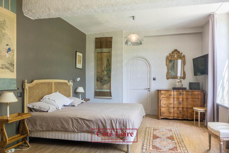 Maison ancienne - 287 m² - 8 pièces