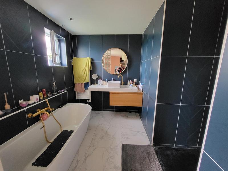 Maison traditionnelle - 130 m² - 7 pièces