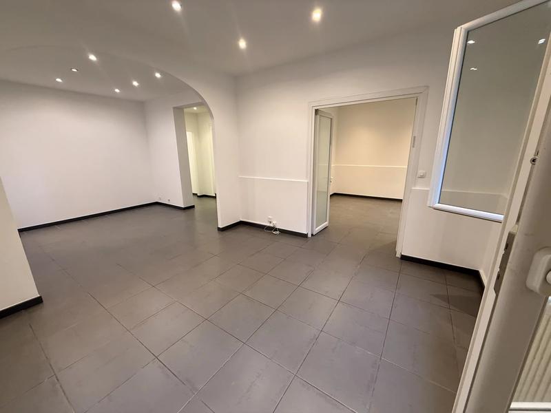 Appartement - 82 m² - 3 pièces