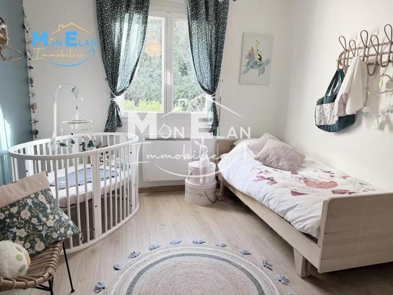 Maison - 98 m² - 5 pièces