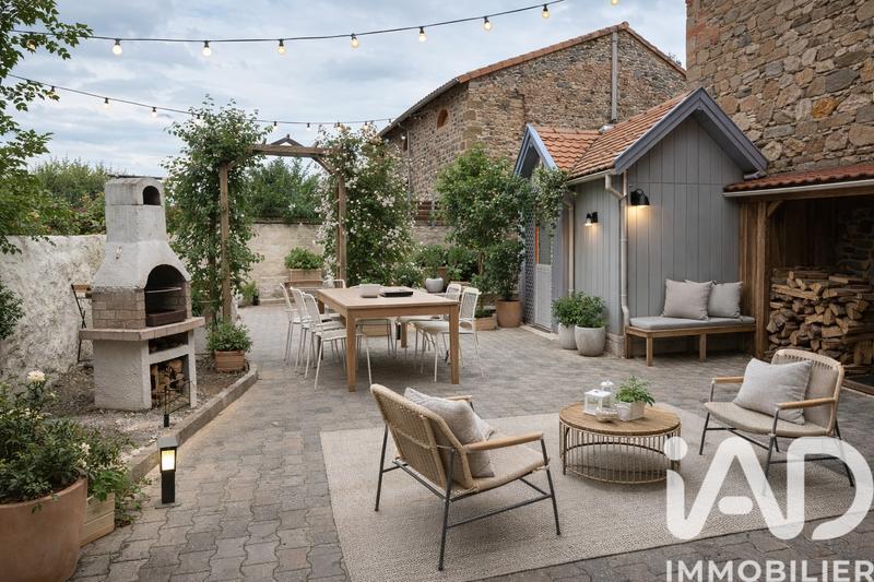 Maison de village - 84 m² - 4 pièces