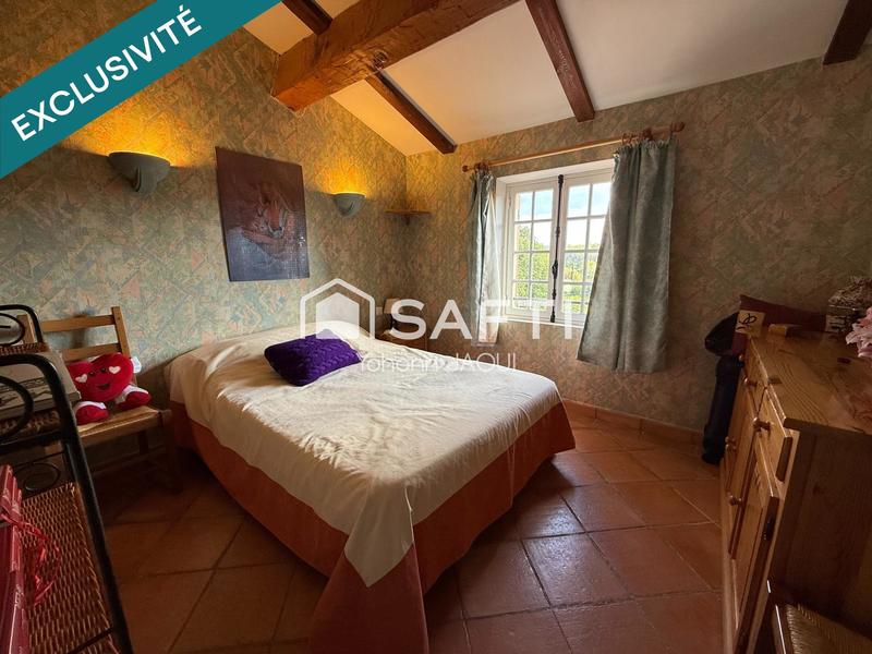 Maison - 140 m² - 5 pièces