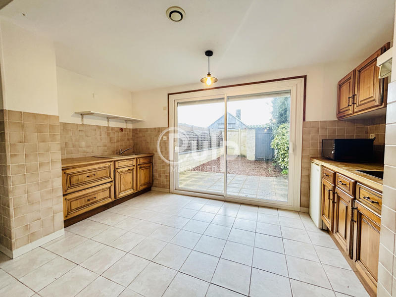 Maison - 80 m² - 4 pièces