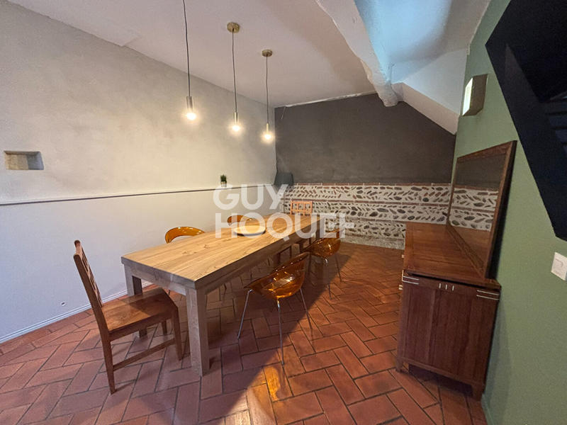 Maison - 204 m² - 6 pièces