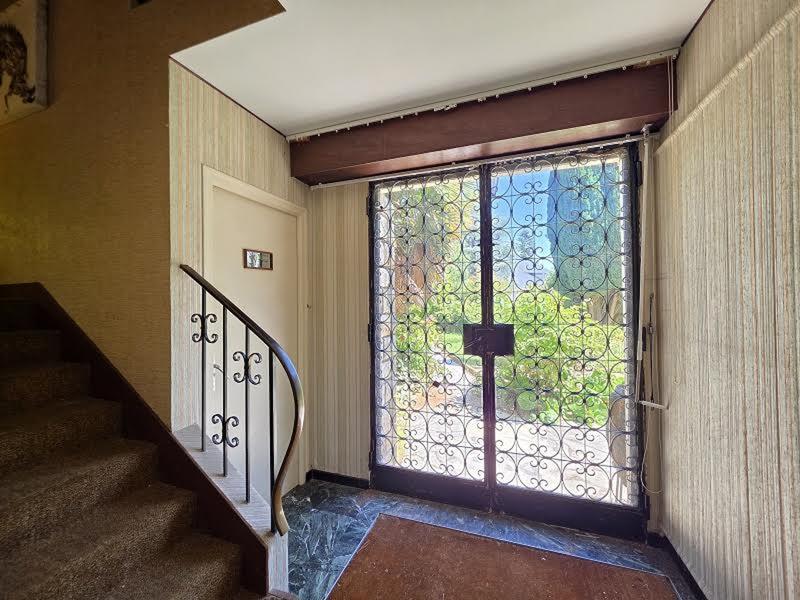 Villa - 241 m² - 7 pièces