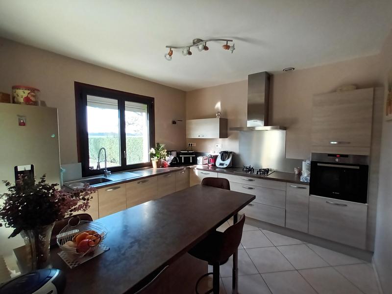 Maison - 138 m² - 7 pièces