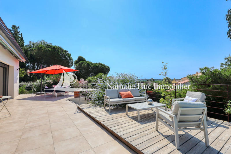 Maison - 200 m² - 3 pièces