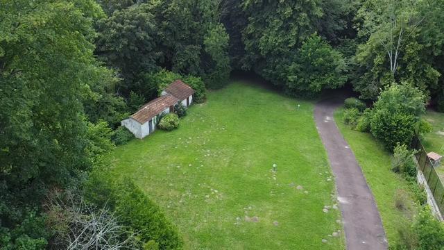 Propriété - 341 m² - 13 pièces