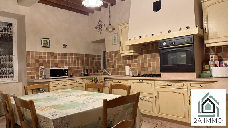 Maison - 209 m² - 6 pièces