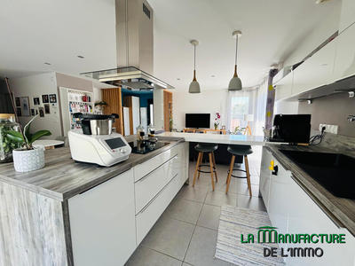 Maison - 100 m² - 5 pièces