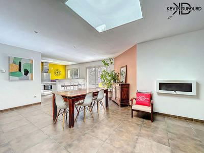 Maison de ville - 180 m² - 7 pièces