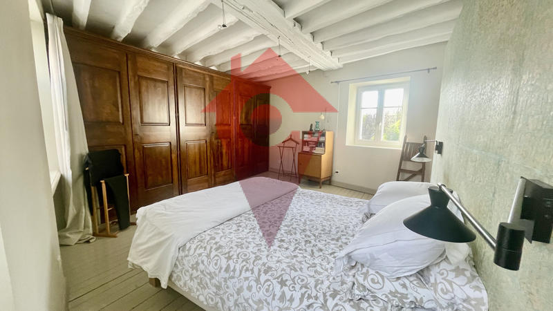 Maison - 200 m² - 7 pièces