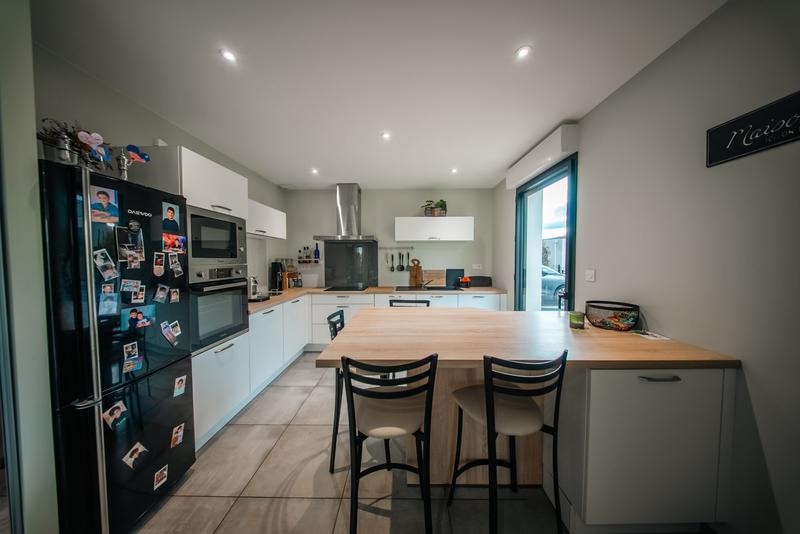 Maison - 123 m² - 6 pièces