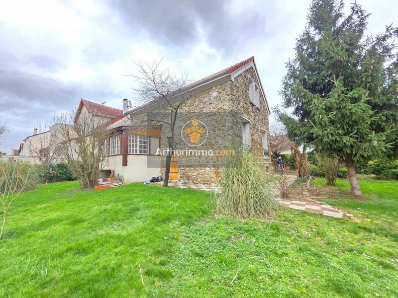 Maison - 93 m² - 6 pièces