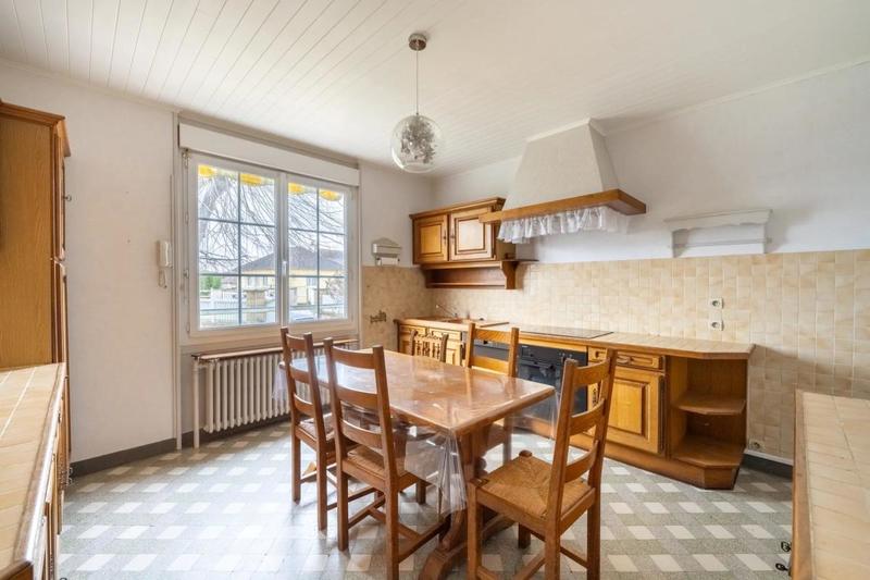 Maison - 110 m² - 5 pièces