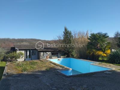 Pavillon - 147 m² - 6 pièces