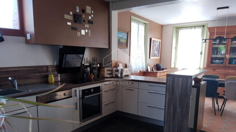 Maison - 141 m² - 5 pièces