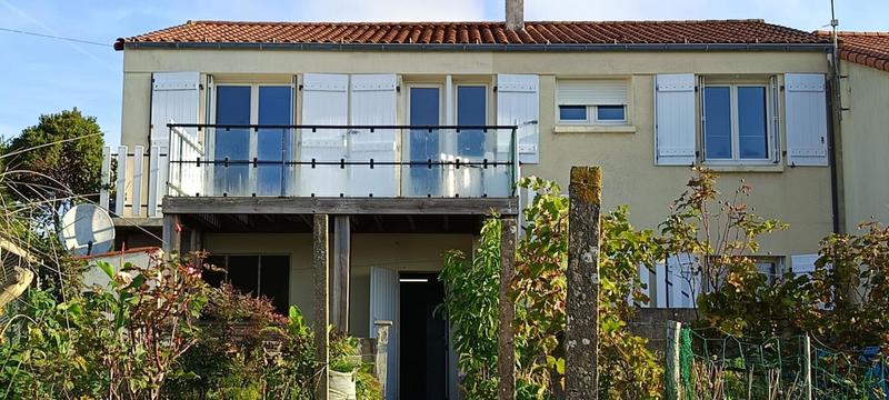 Maison - 96 m² - 6 pièces