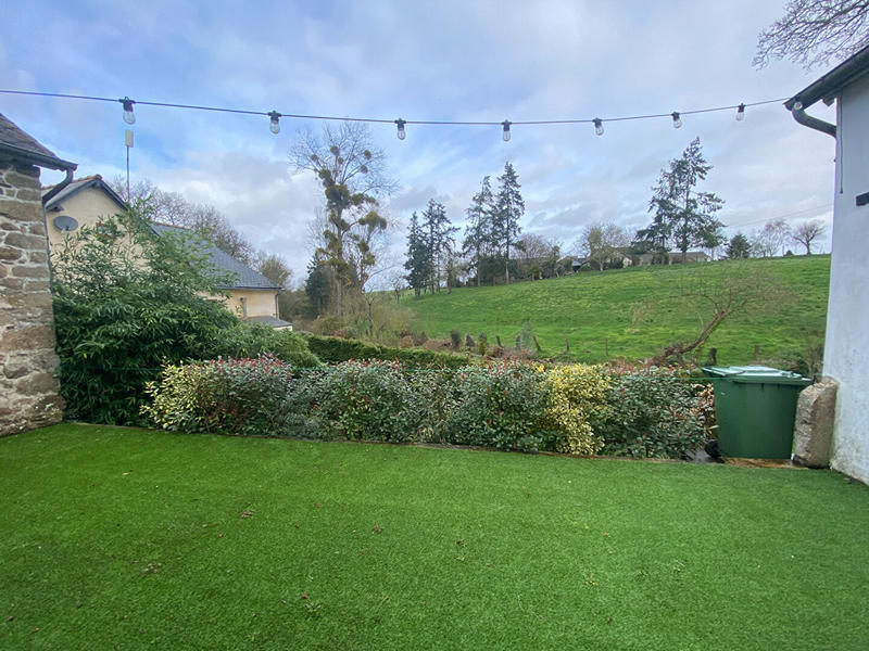 Maison - 98 m² - 5 pièces