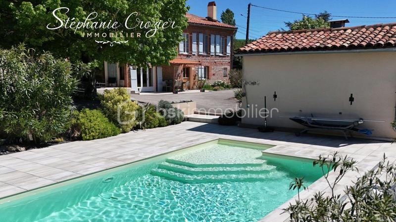 Demeure - 295 m² - 7 pièces