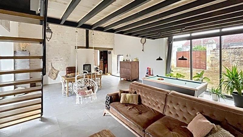 Maison - 181 m² - 6 pièces