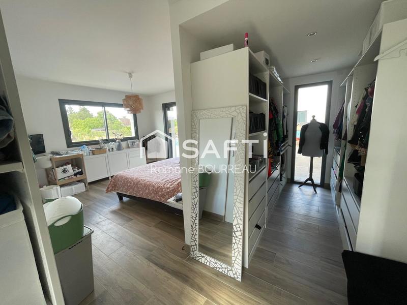 Villa - 256 m² - 7 pièces