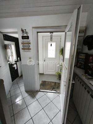 Maison - 99 m² - 4 pièces