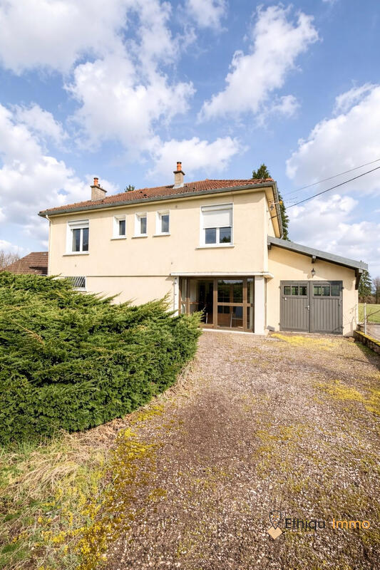 Maison - 136 m² - 5 pièces