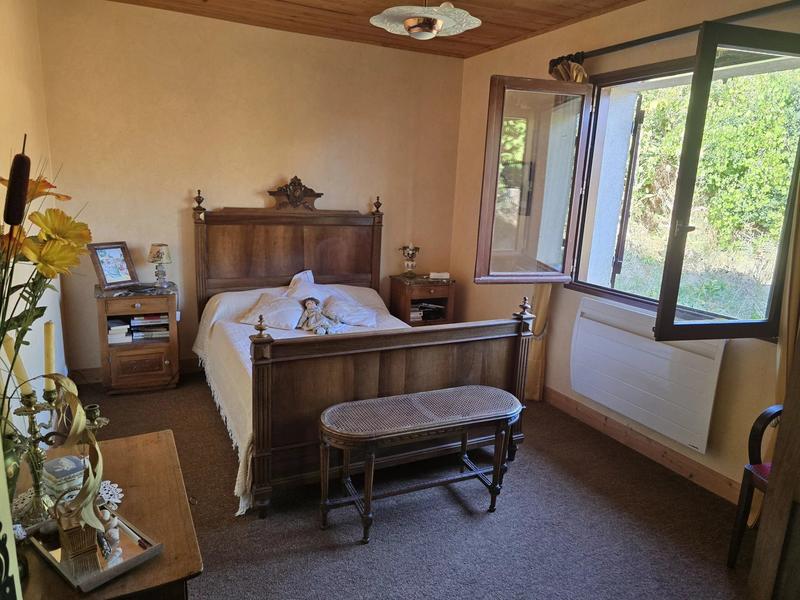 Maison - 92 m² - 4 pièces