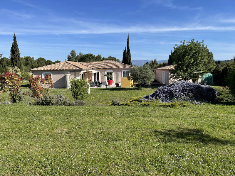 Villa - 140 m² - 5 pièces