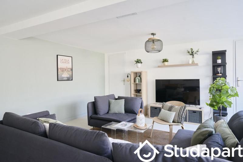 Chambre - 10 m² - 1 pièce