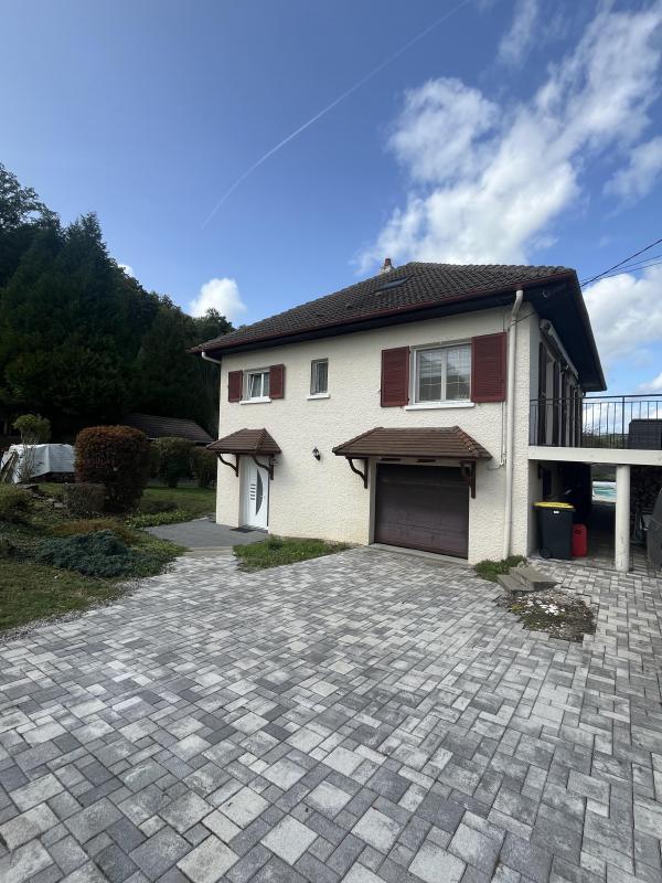 Maison de village - 145 m² - 6 pièces