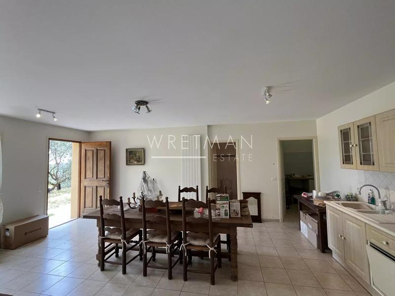 Villa - 200 m² - 5 pièces
