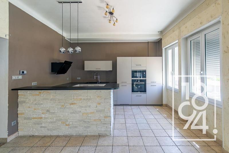 Appartement - 133 m² - 4 pièces