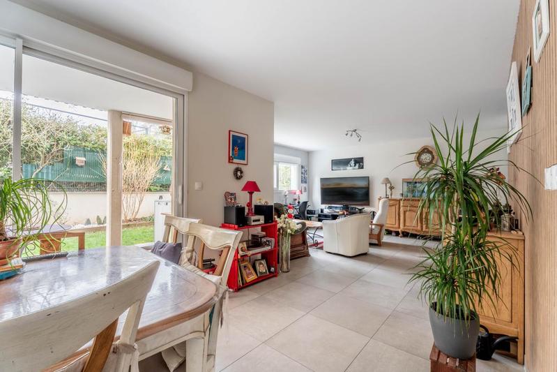 Appartement - 77 m² - 3 pièces