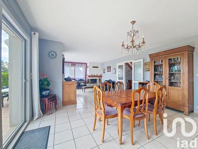 Maison - 140 m² - 8 pièces