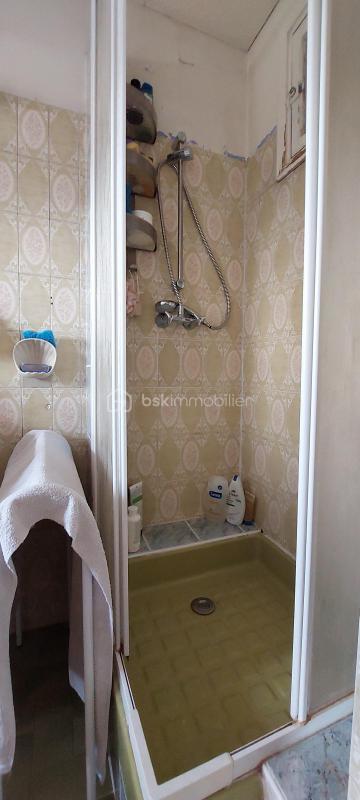 Local commercial - 140 m² - 7 pièces