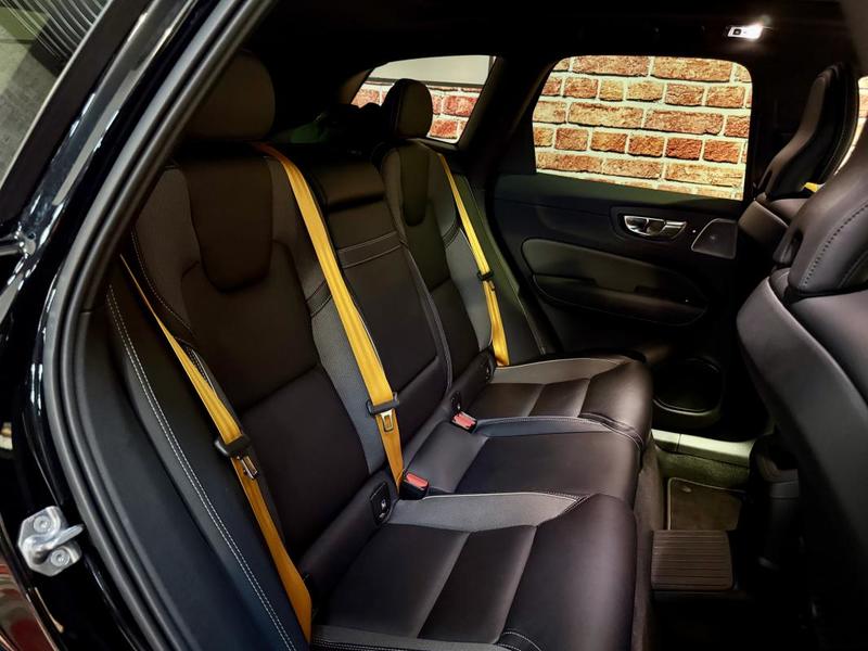 Volvo Xc60 T8 Twin Engine 390 R-Design Geartronic