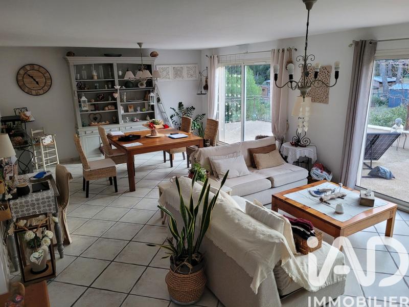 Maison - 140 m² - 6 pièces