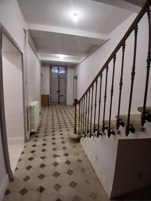 Maison - 345 m² - 10 pièces