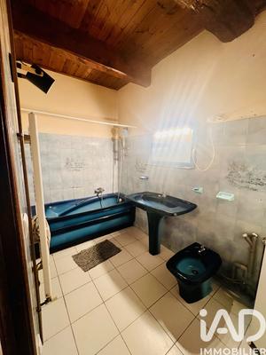 Maison de village - 208 m² - 8 pièces