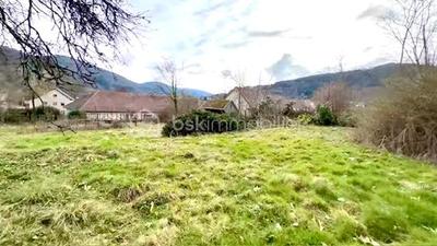 Terrain constructible - 900 m²