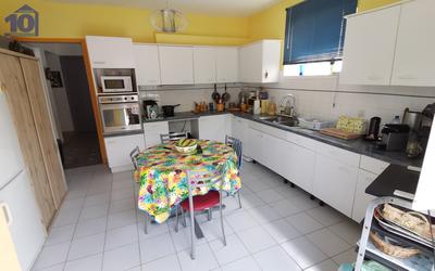 Appartement sur toit - 168 m² - 6 pièces