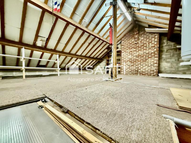 Maison - 98 m² - 5 pièces