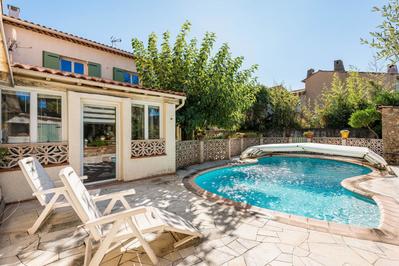 Maison - 147 m² - 5 pièces