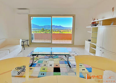 Appartement - 80 m² - 3 pièces