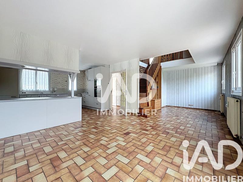 Maison - 92 m² - 5 pièces