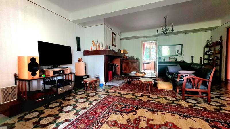 Maison bourgeoise - 269 m² - 19 pièces