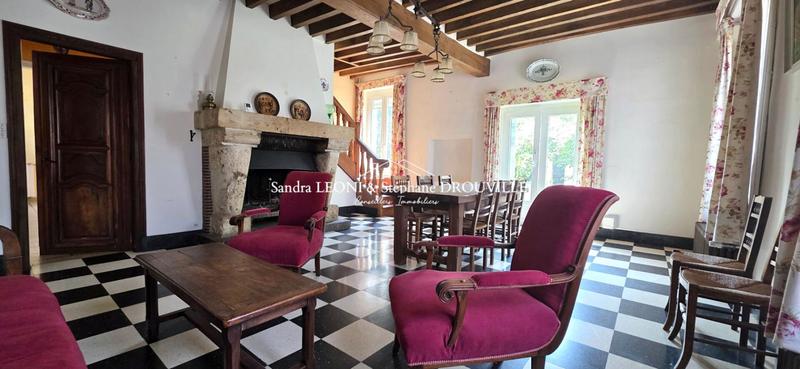 Maison - 140 m² - 6 pièces