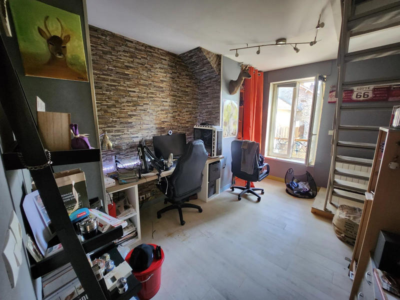 Maison - 230 m² - 7 pièces